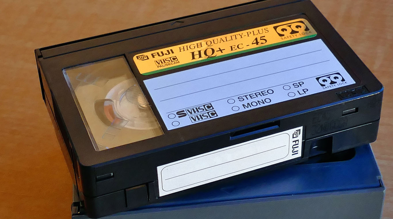 Location de magnetoscope VHS combo pour numériser vos cassettes